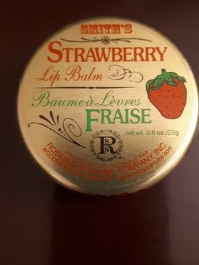 SMITH'S Rosebud Strawberry Lip Balm - NEW